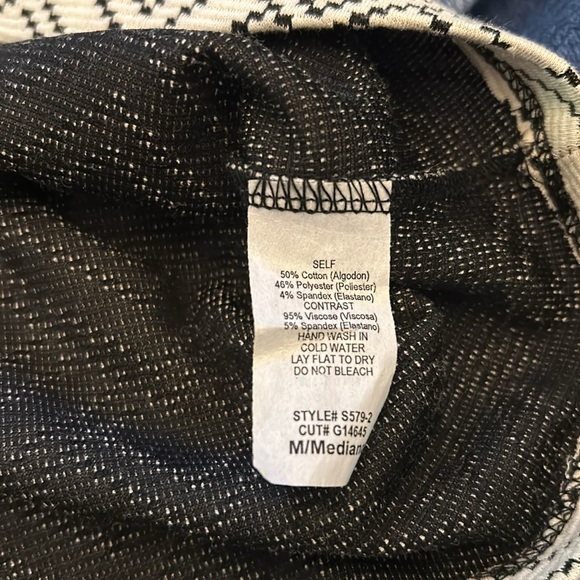 Gilli StichFix size M knit skirt, nwt! - Picture 3 of 3